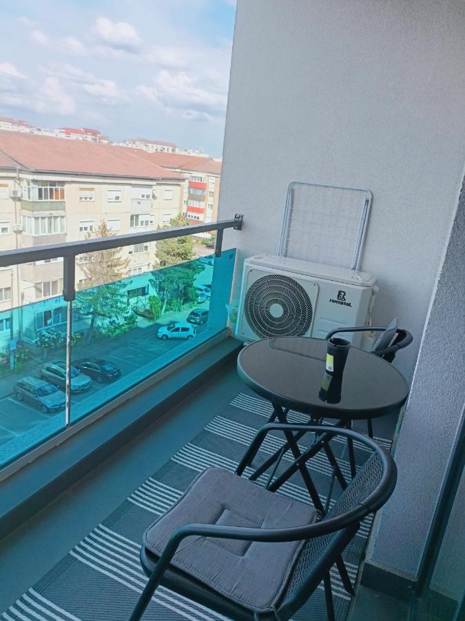 Christopher Apartment Oradea Ngoại thất bức ảnh